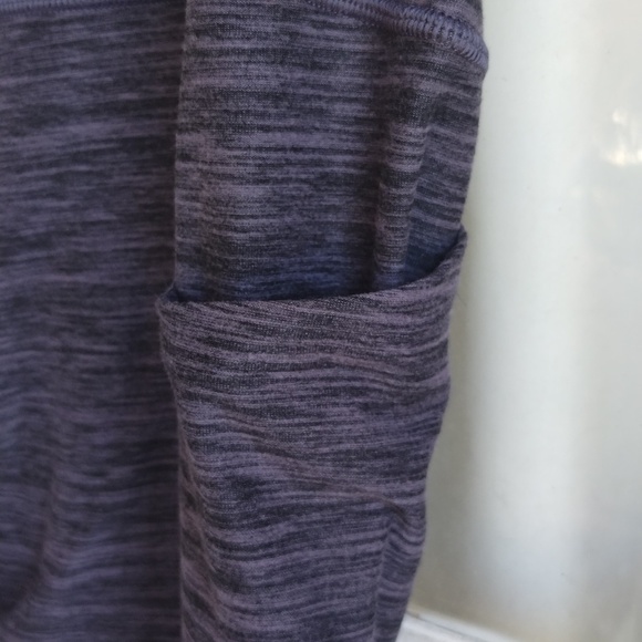 Victoria's secret incredible essential leggings with pockets size 8 NWT - Picture 9 of 10